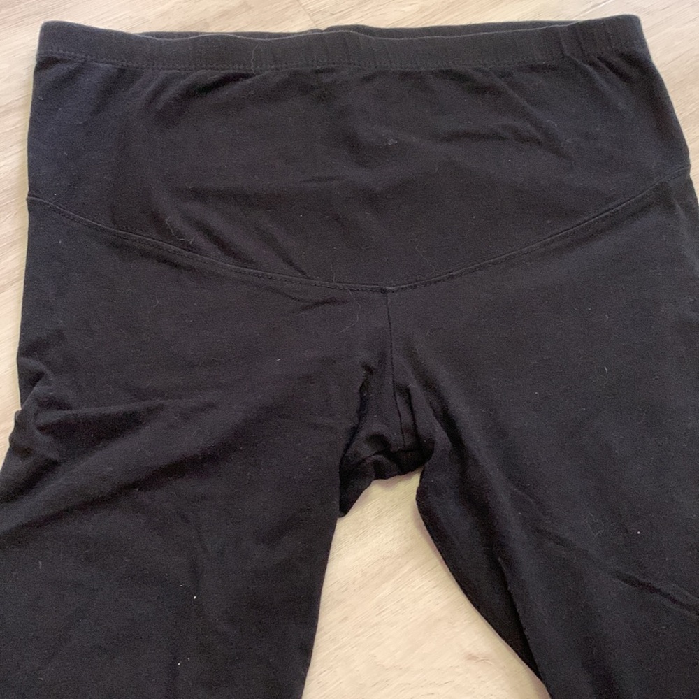 Pregnancy Clothes - image 3